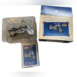 NIB Hallmark Keepsake Harley Davidson 2000 Softail Deuce Motorcycle Ornament